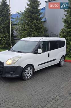 Минивэн Fiat Doblo 2010 в 