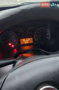 Минивэн Fiat Doblo 2010 в 