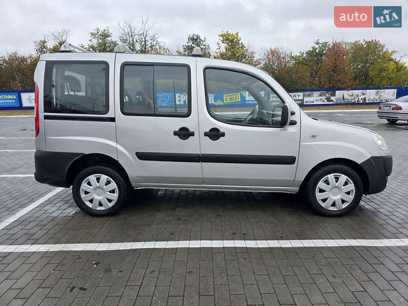 Минивэн Fiat Doblo 2006 в Николаеве
