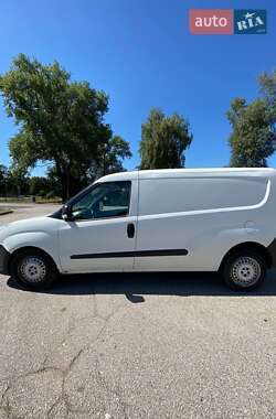 Грузовой фургон Fiat Doblo 2012 в 