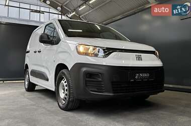 Грузовой фургон Fiat Doblo 2023 в 