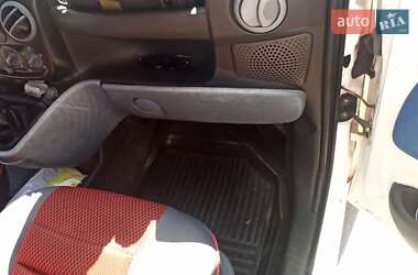 Минивэн Fiat Doblo 2004 в 