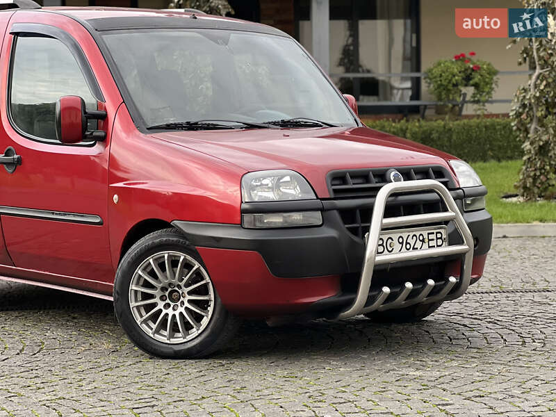 Минивэн Fiat Doblo 2001 в Жовкве
