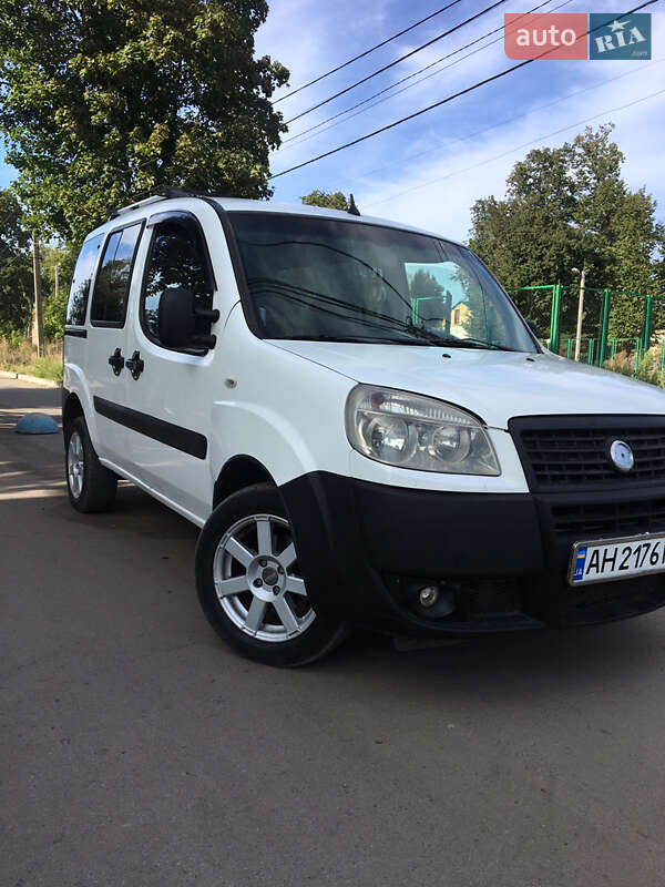 Минивэн Fiat Doblo 2006 в 