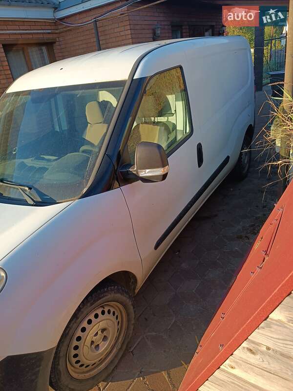 Грузовой фургон Fiat Doblo 2013 в Костополе