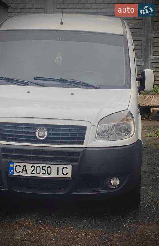 Минивэн Fiat Doblo 2008 в Золотоноше