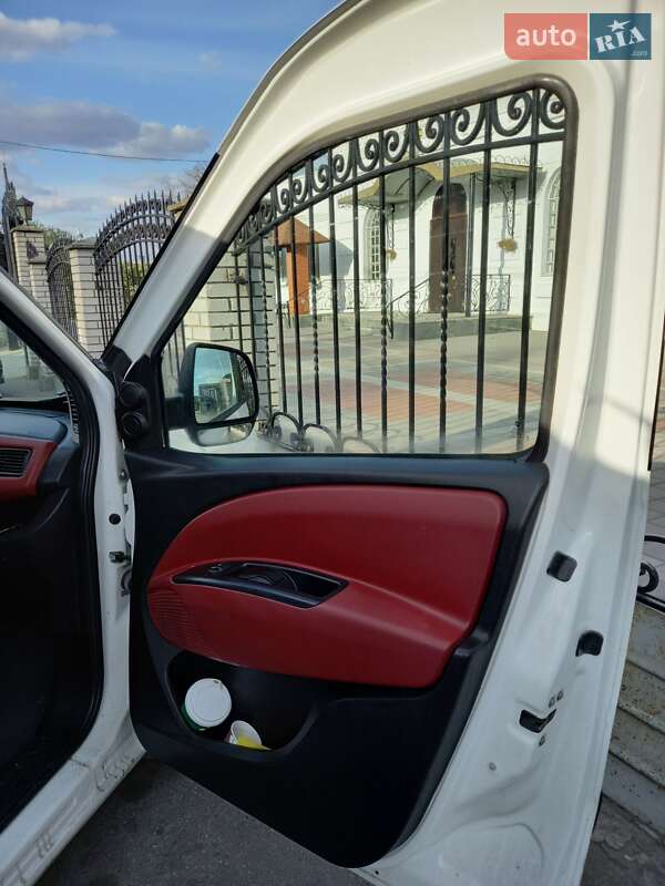 Грузовой фургон Fiat Doblo 2010 в Вольнянске фото 11 Грузовой фургон Fiat Doblo 2010 в Вольнянске