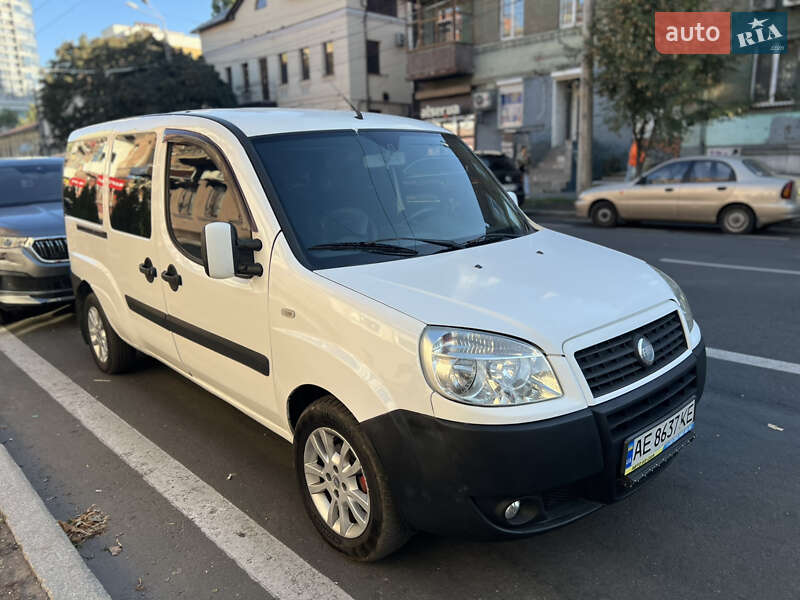 Минивэн Fiat Doblo 2006 в Днепре