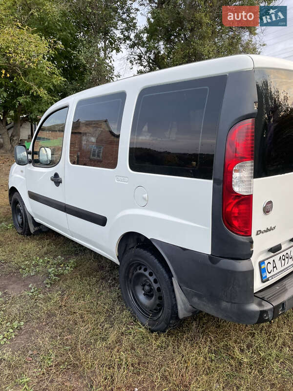 Мінівен Fiat Doblo 2009 в Городищеві