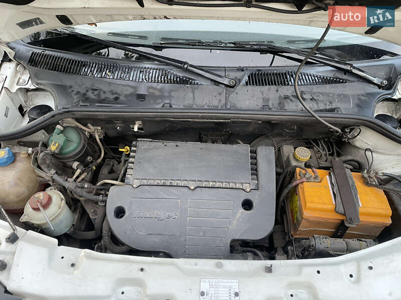 Мінівен Fiat Doblo 2009 в Городищеві