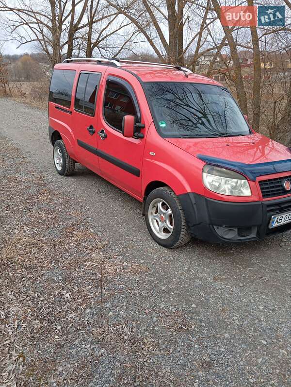 Минивэн Fiat Doblo 2009 в 