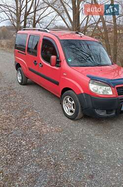 Минивэн Fiat Doblo 2009 в 