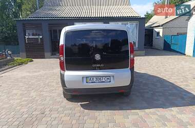 Минивэн Fiat Doblo 2011 в 