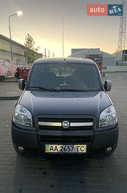 Минивэн Fiat Doblo 2007 в Киеве