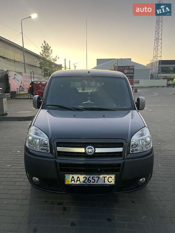 Минивэн Fiat Doblo 2007 в 