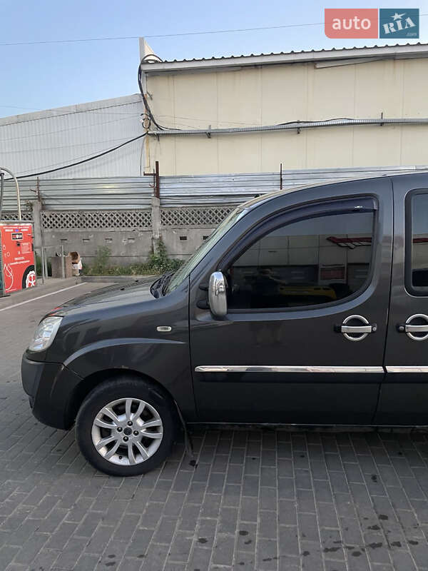 Мінівен Fiat Doblo 2007 в Києві