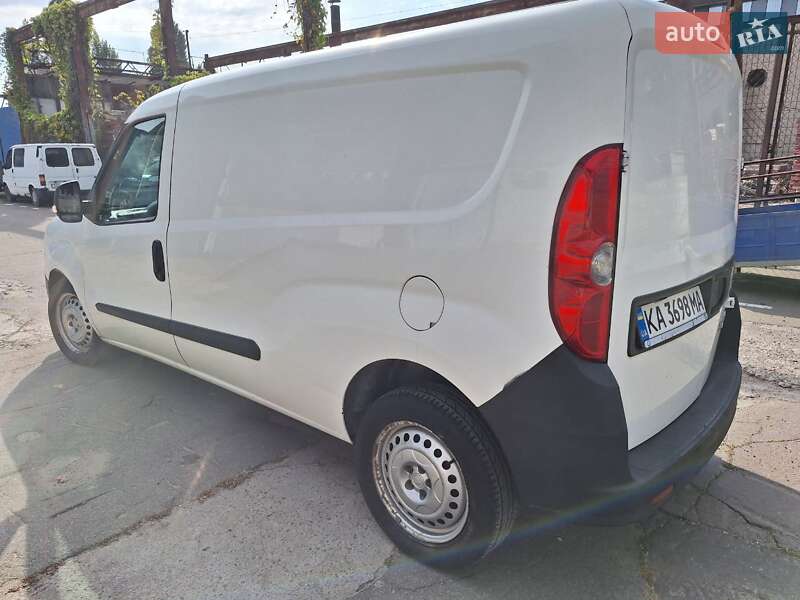 Грузовой фургон Fiat Doblo 2012 в Киеве фото 3 Грузовой фургон Fiat Doblo 2012 в Киеве