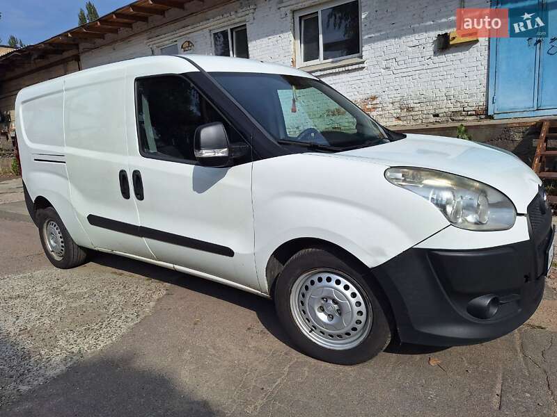 Грузовой фургон Fiat Doblo 2012 в Киеве фото 2 Грузовой фургон Fiat Doblo 2012 в Киеве