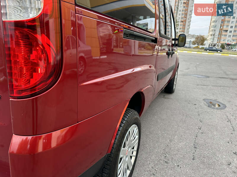Минивэн Fiat Doblo 2009 в Полтаве