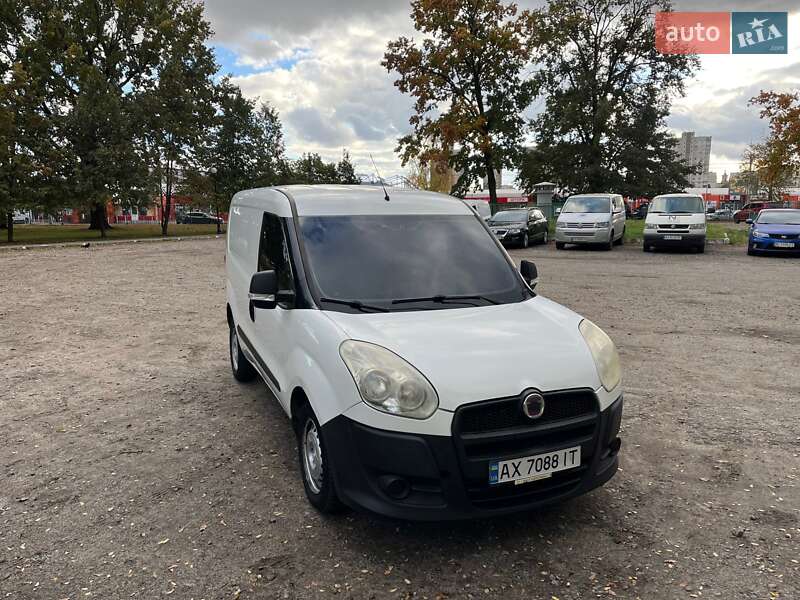 Fiat Doblo 2011