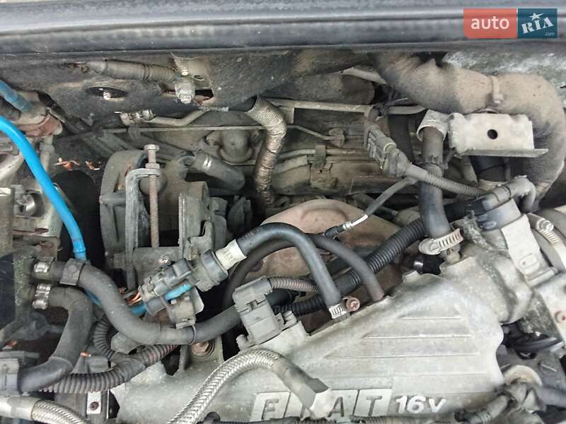 Минивэн Fiat Doblo 2005 в Винниках