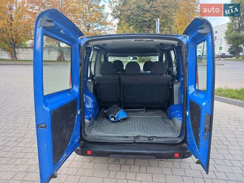 Мінівен Fiat Doblo 2011 в Львові