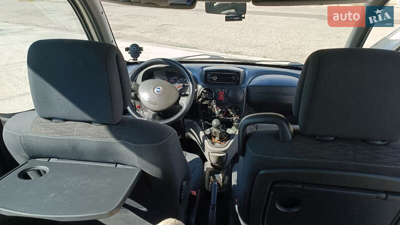 Мінівен Fiat Doblo 2006 в Києві