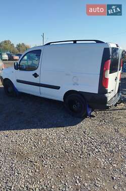 Грузовой фургон Fiat Doblo 2006 в  фото 11 Грузовой фургон Fiat Doblo 2006 в