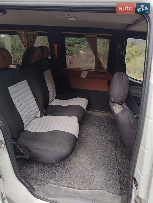Минивэн Fiat Doblo 2007 в Киеве