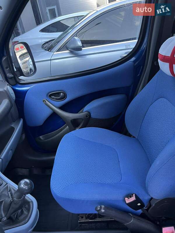 Мінівен Fiat Doblo 2005 в Одесі