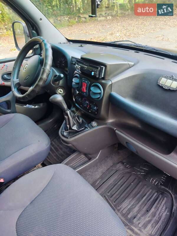 Мінівен Fiat Doblo 2004 в Млиніві фото 2 Мінівен Fiat Doblo 2004 в Млиніві