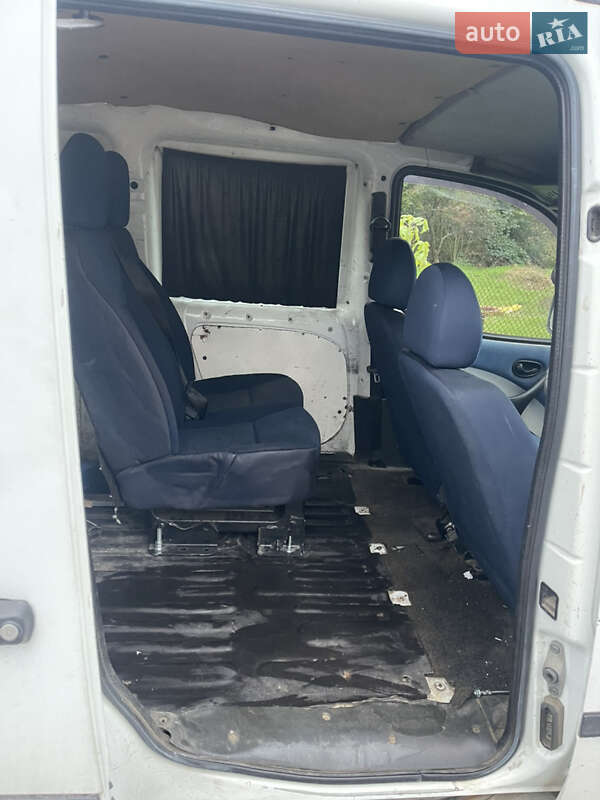 Мінівен Fiat Doblo 2005 в Чернівцях