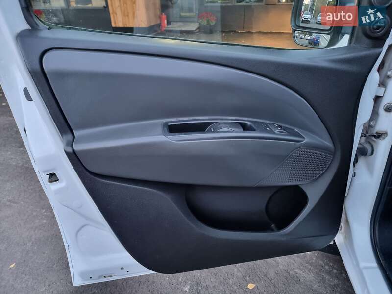 Минивэн Fiat Doblo 2010 в Виннице фото 36 Минивэн Fiat Doblo 2010 в Виннице