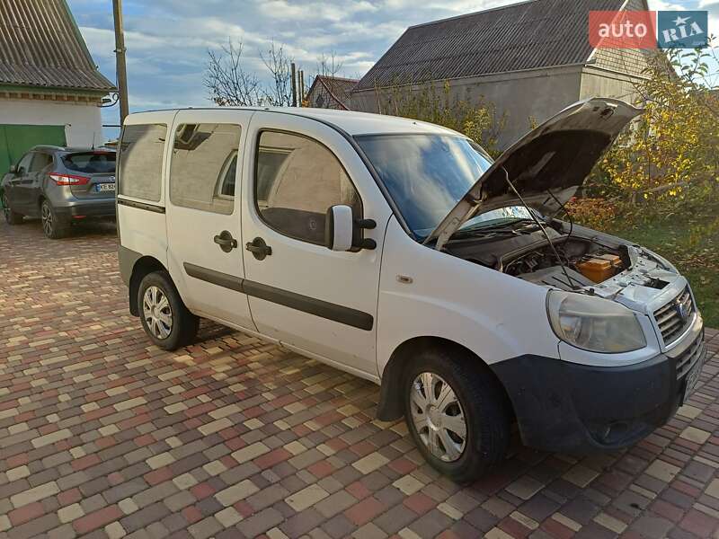 Минивэн Fiat Doblo 2006 в Петриковке