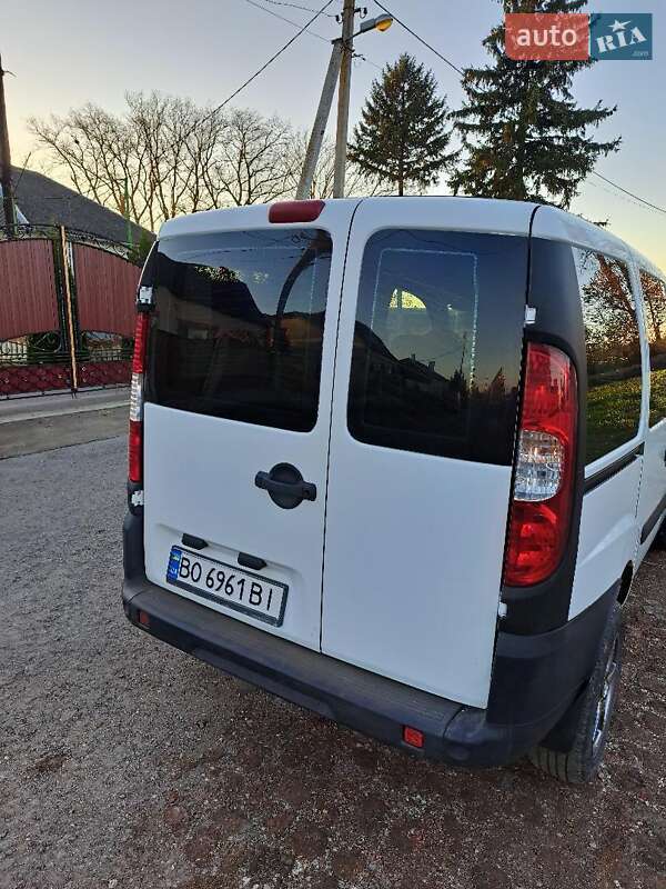 Мінівен Fiat Doblo 2008 в Тернополі фото 5 Мінівен Fiat Doblo 2008 в Тернополі