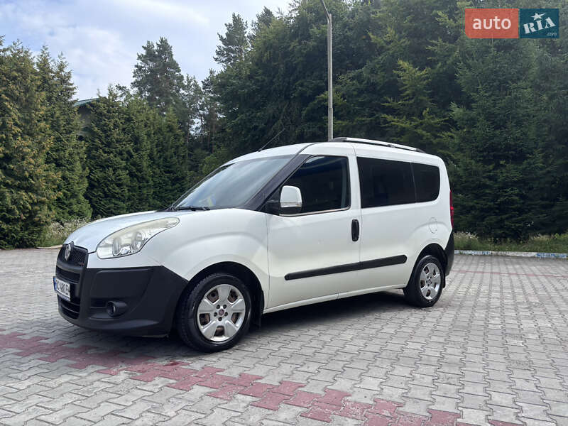 Минивэн Fiat Doblo 2011 в Ивано-Франково фото 9 Минивэн Fiat Doblo 2011 в Ивано-Франково