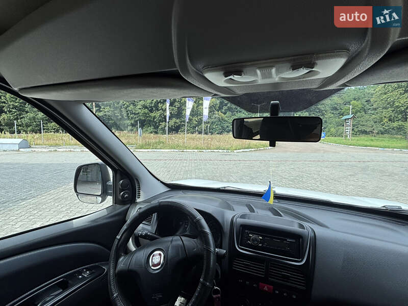 Минивэн Fiat Doblo 2011 в Ивано-Франково фото 24 Минивэн Fiat Doblo 2011 в Ивано-Франково