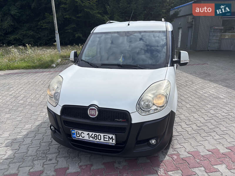 Минивэн Fiat Doblo 2011 в Ивано-Франково фото Минивэн Fiat Doblo 2011 в Ивано-Франково