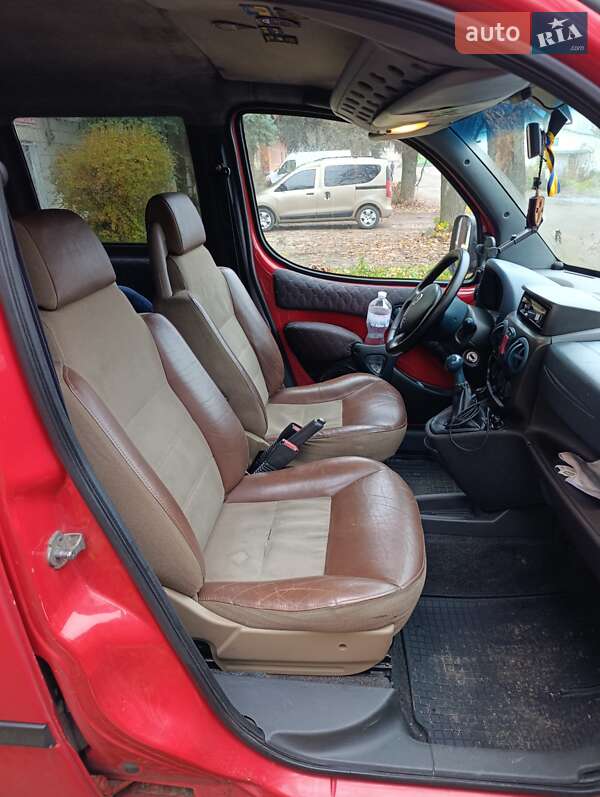 Минивэн Fiat Doblo 2002 в Ромнах