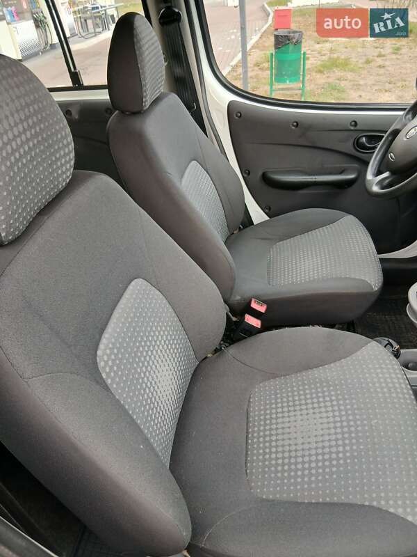 Минивэн Fiat Doblo 2010 в Коростене фото 17 Минивэн Fiat Doblo 2010 в Коростене