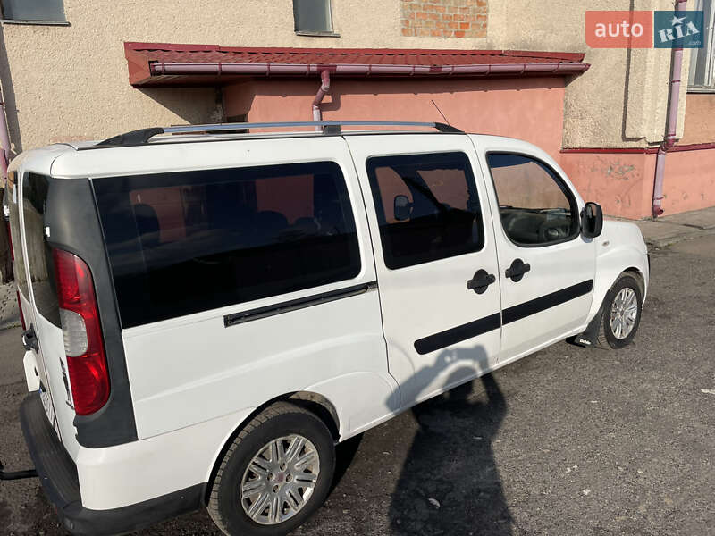 Мінівен Fiat Doblo 2009 в Острозі фото 24 Мінівен Fiat Doblo 2009 в Острозі