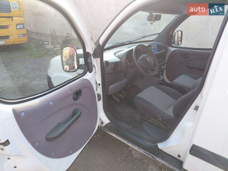 Мінівен Fiat Doblo 2009 в Львові