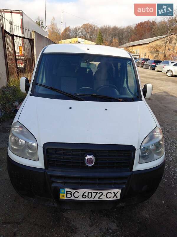Мінівен Fiat Doblo 2009 в Львові