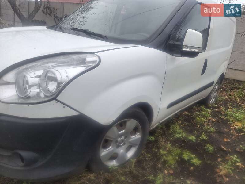 Грузовой фургон Fiat Doblo 2013 в Конотопе