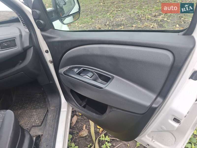 Грузовой фургон Fiat Doblo 2013 в Конотопе