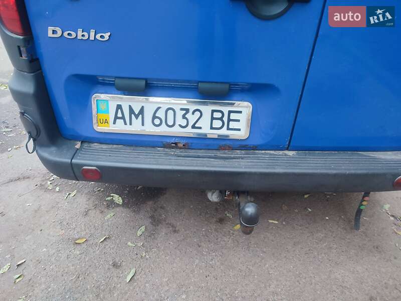 Минивэн Fiat Doblo 2004 в Житомире