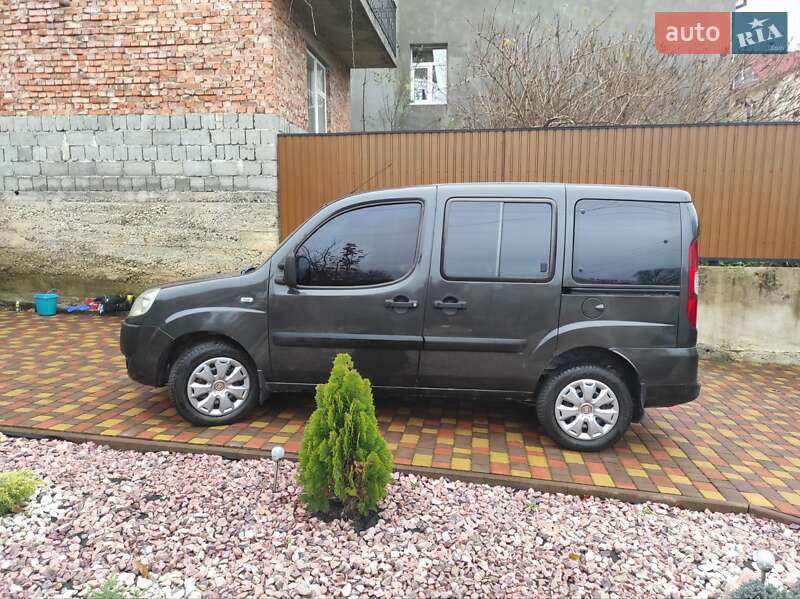 Мінівен Fiat Doblo 2006 в Чернівцях