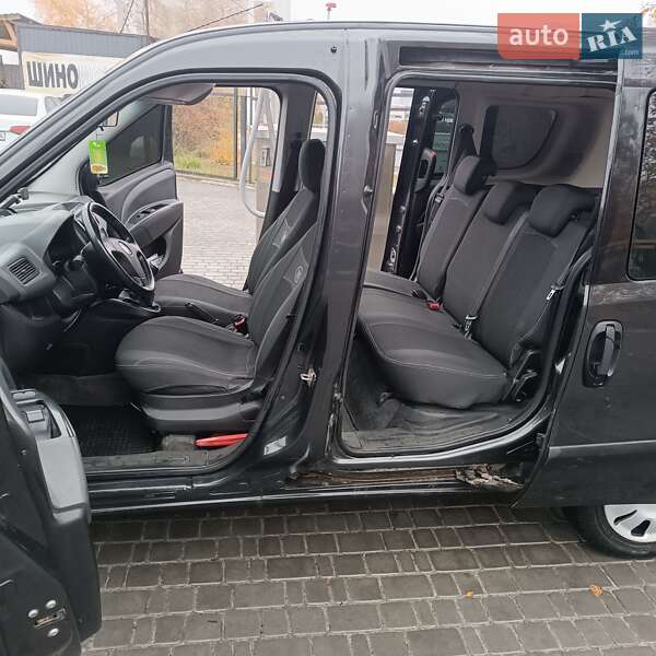 Мінівен Fiat Doblo 2010 в Кам'янському