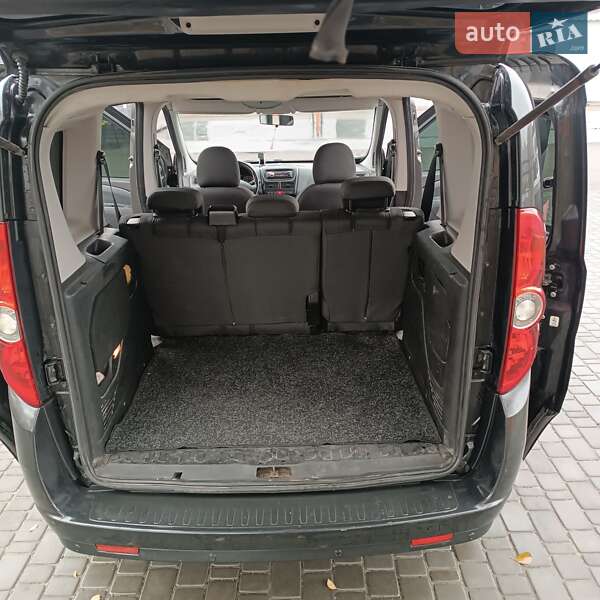 Мінівен Fiat Doblo 2010 в Кам'янському
