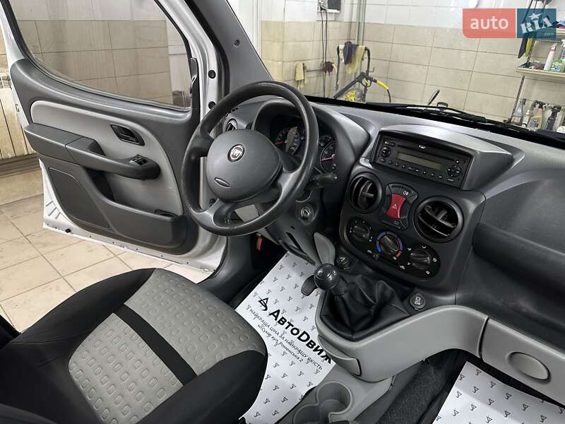 Минивэн Fiat Doblo 2008 в Сумах